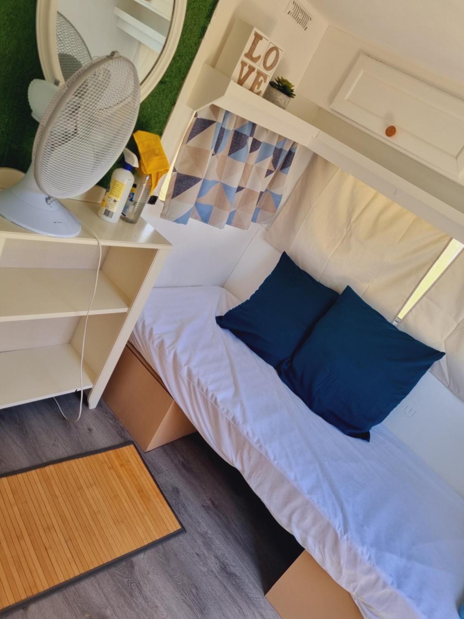 Le Mazet Hotel Poussan Buitenkant foto